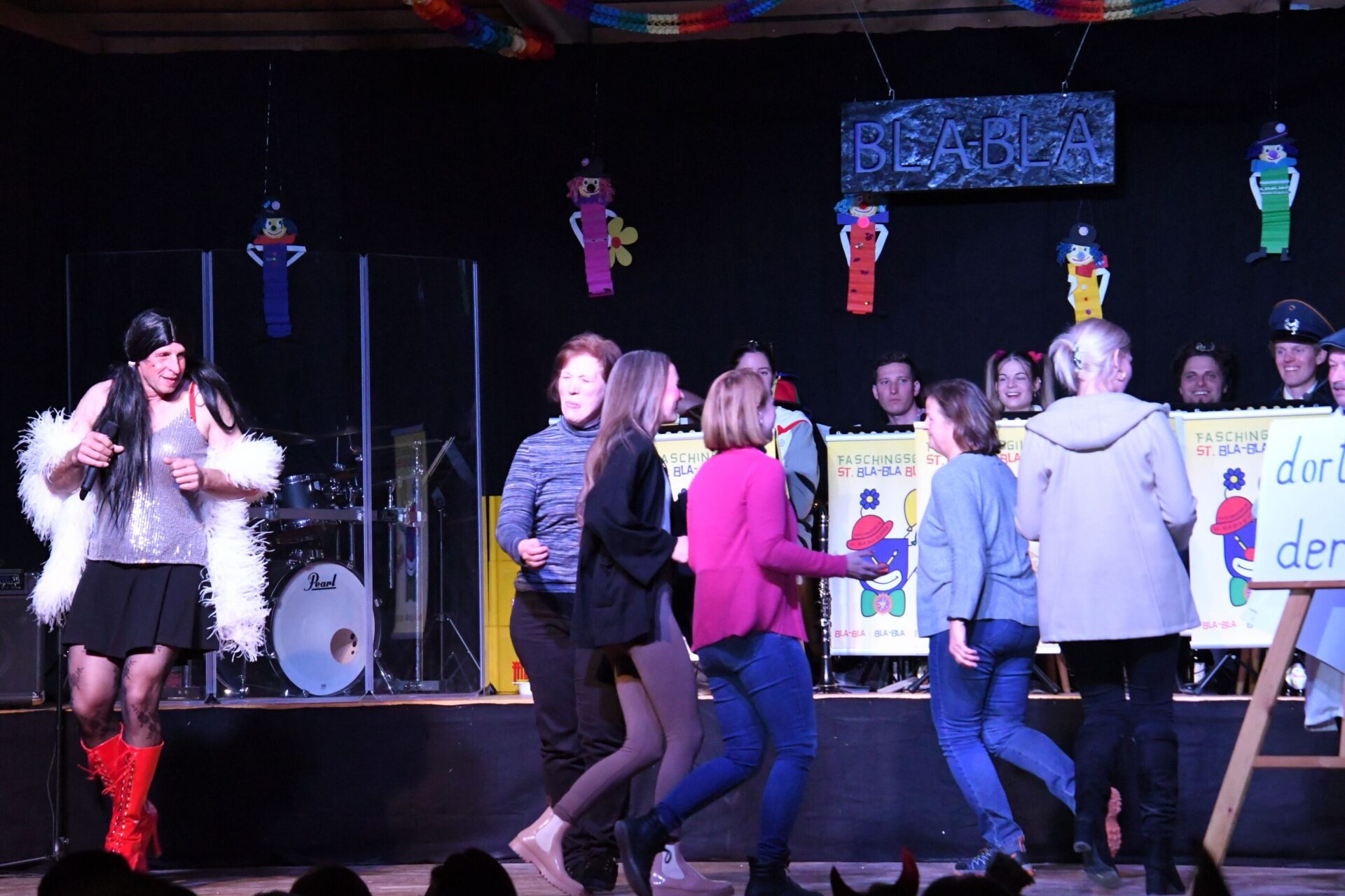 Fasching Blasen 10. 02 2024 81
